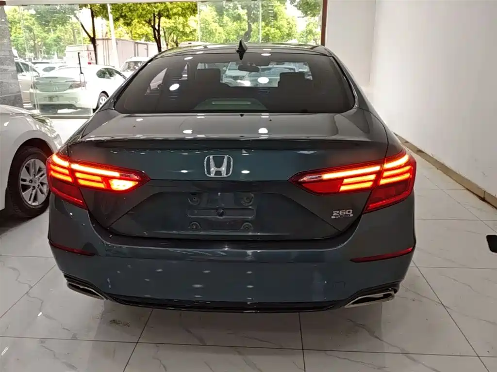 Honda Inspire 2022 260TURBO