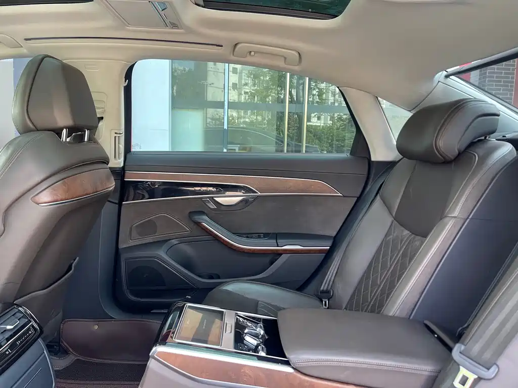 Audi A8 — миниатюра 29