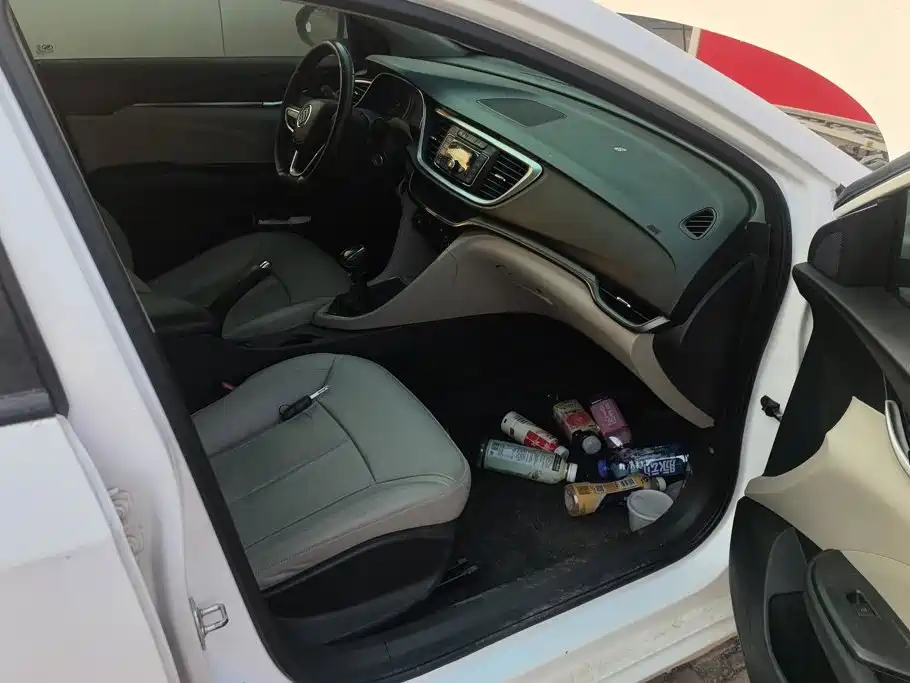 Buick Excelle — миниатюра 8