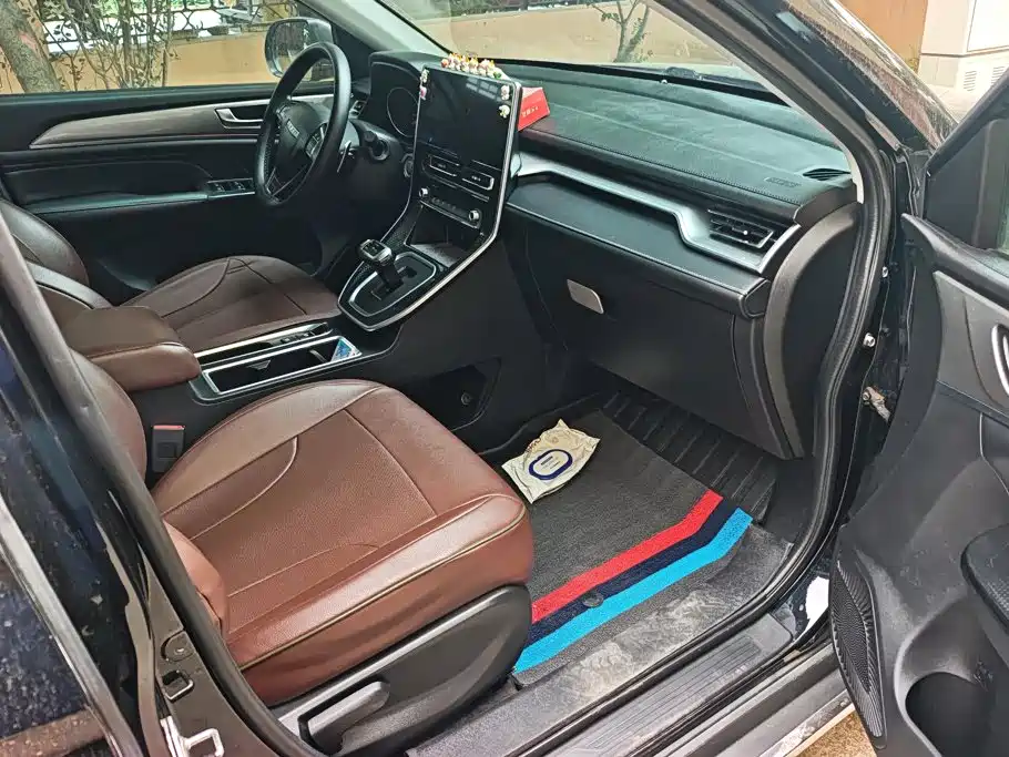 Haval M6 — миниатюра 8