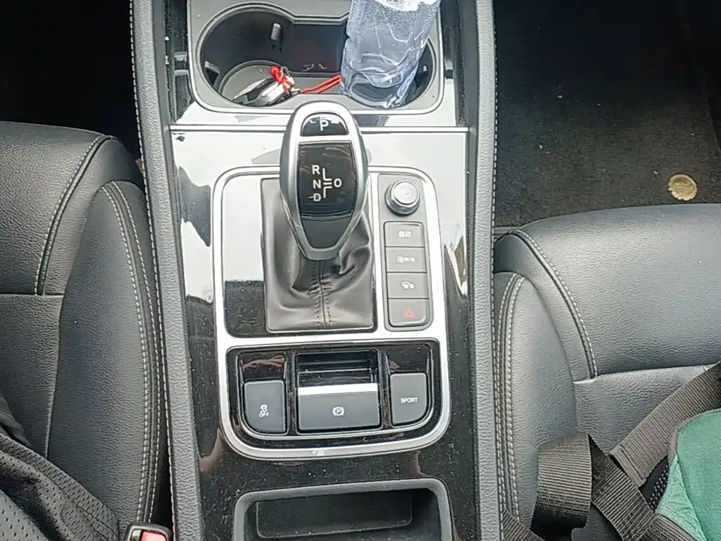 BYD MAX — миниатюра 14
