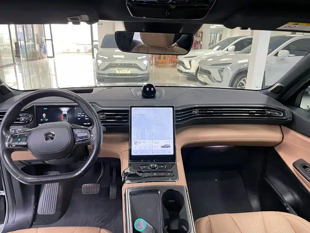 NIO ES8 — миниатюра 12