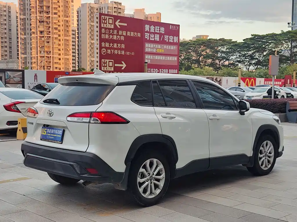 Toyota Frontlander — миниатюра 5
