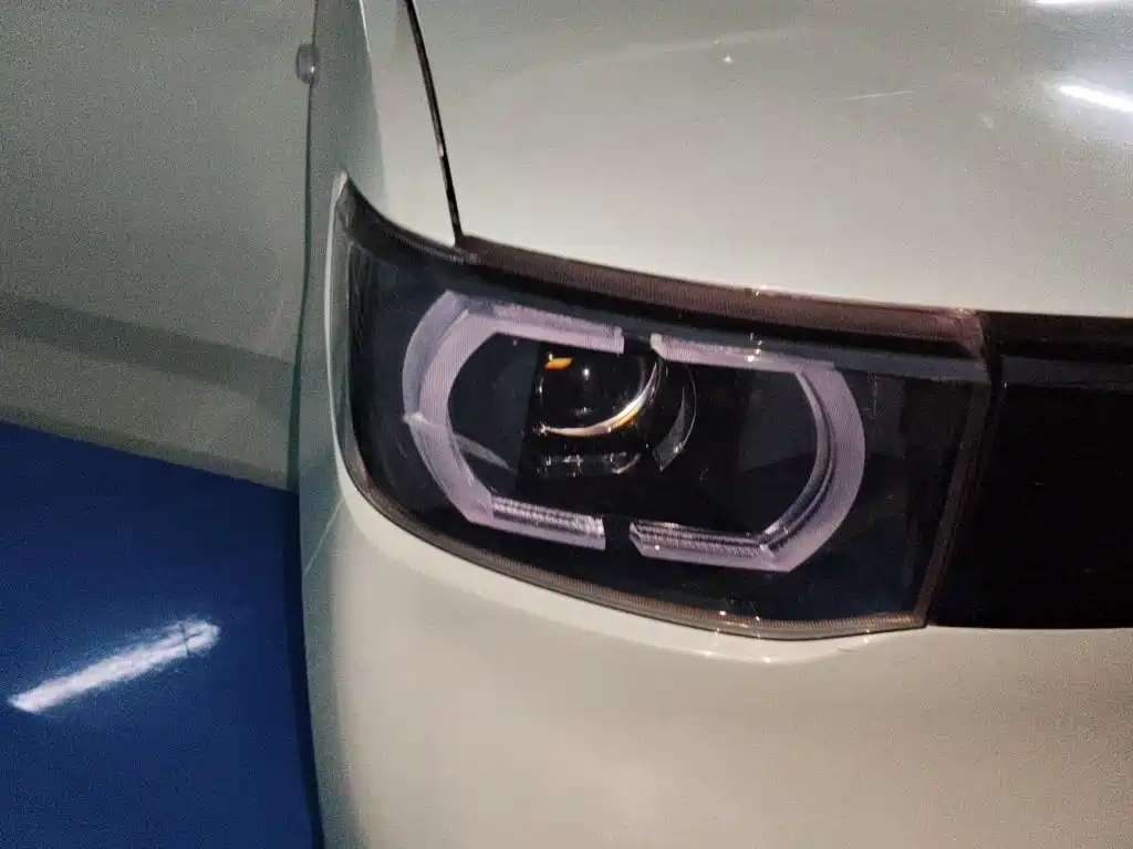 Wuling MINIEV — миниатюра 7