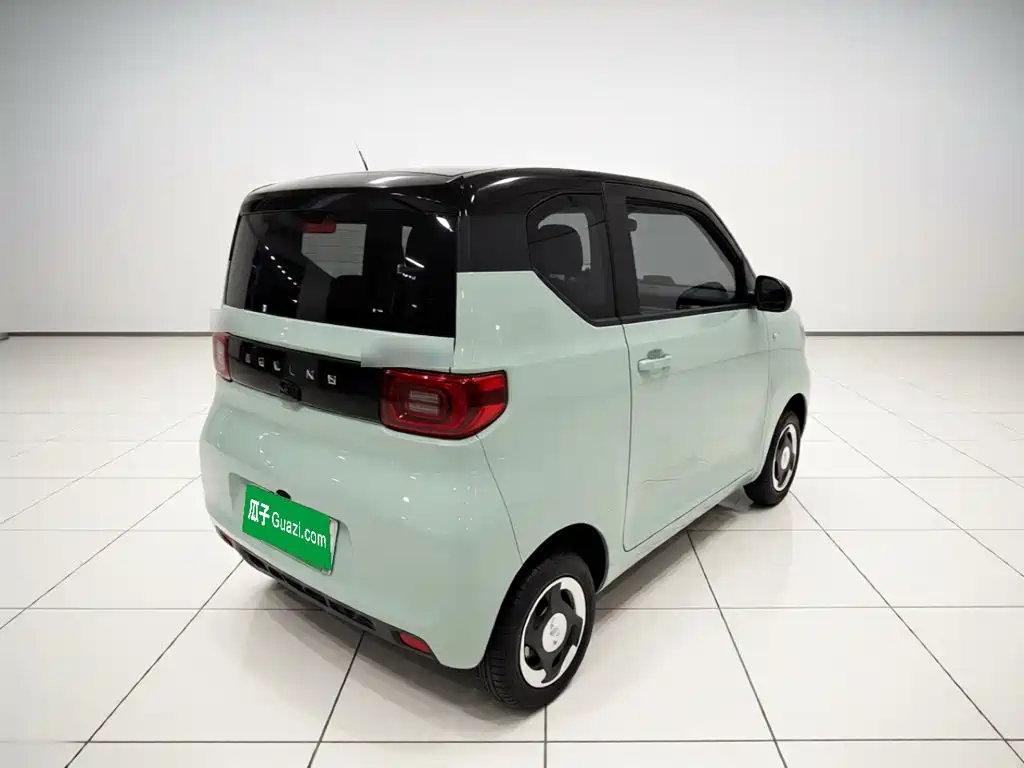 Wuling MINIEV — миниатюра 6