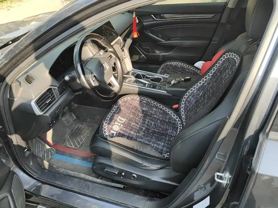 Honda Accord — миниатюра 9