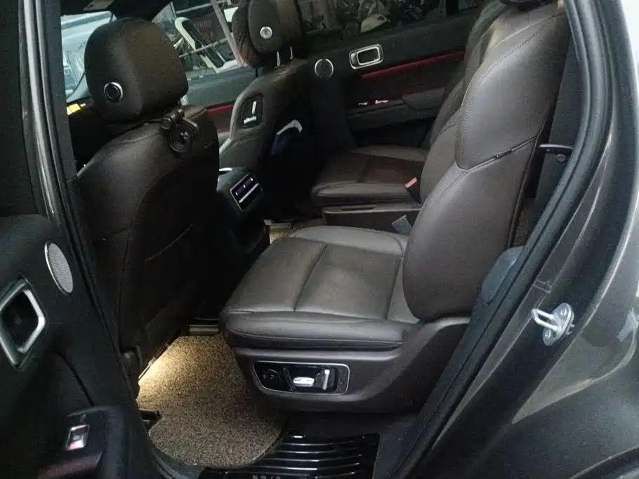 Li Auto Li L8 — миниатюра 11