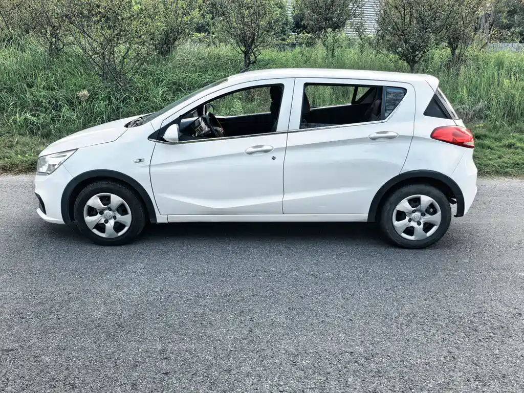 Baojun 310 — миниатюра 4