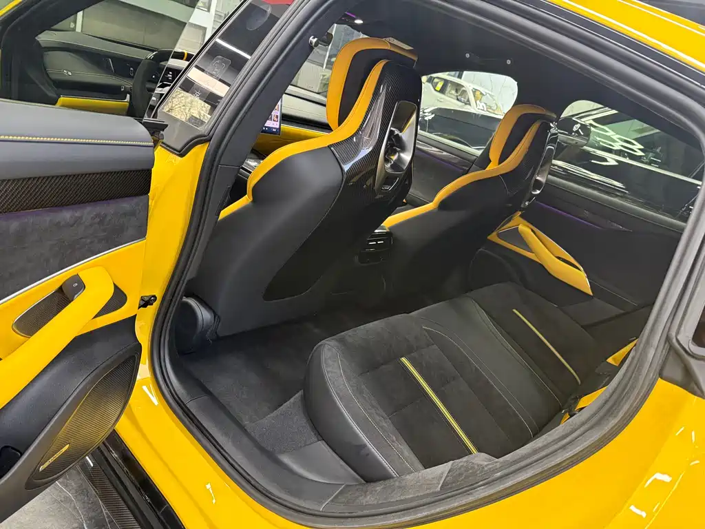 XIAOMI CAR XIAOMI SU7 ULTRA