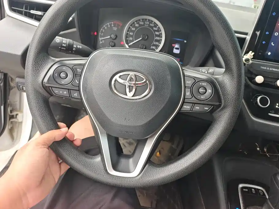 Toyota Corolla — миниатюра 15