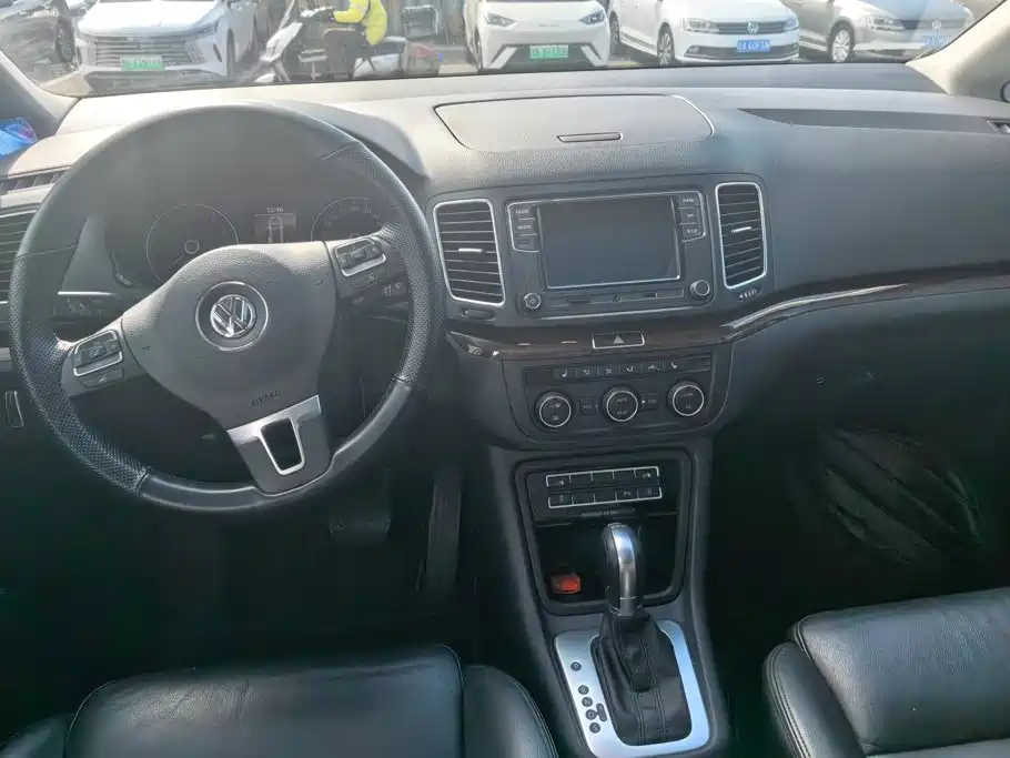 Volkswagen Sharan — миниатюра 12
