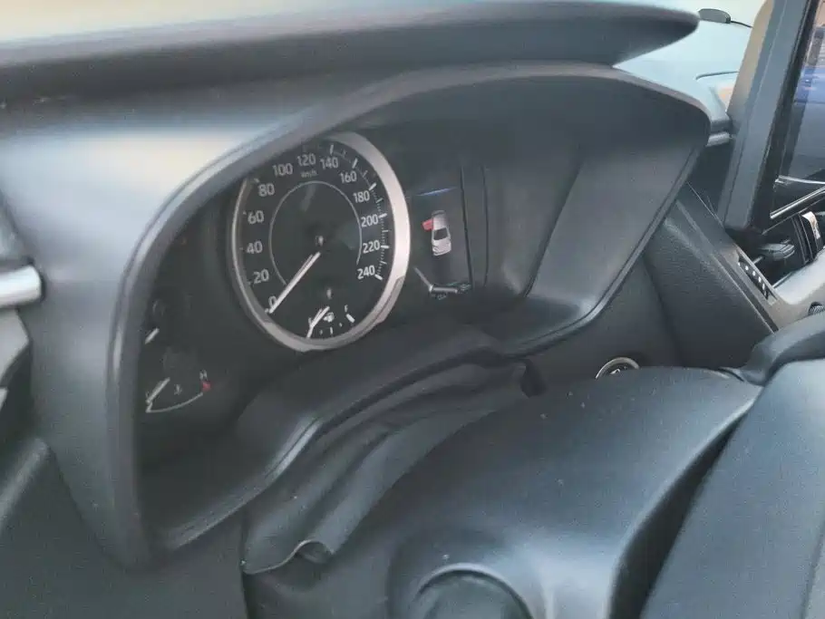 Toyota Corolla — миниатюра 14