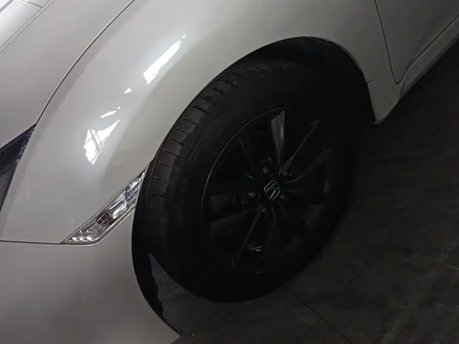 Honda Civic — миниатюра 6