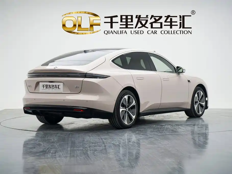 NIO ET5 — миниатюра 4