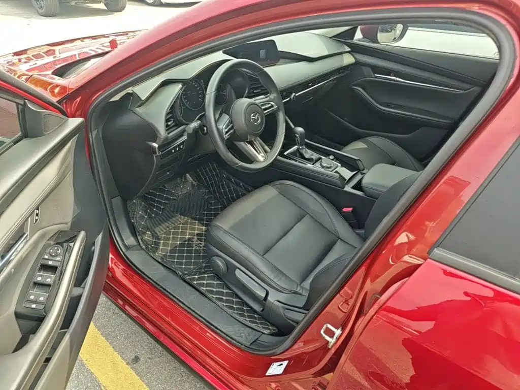 Mazda 3 Axela — миниатюра 16