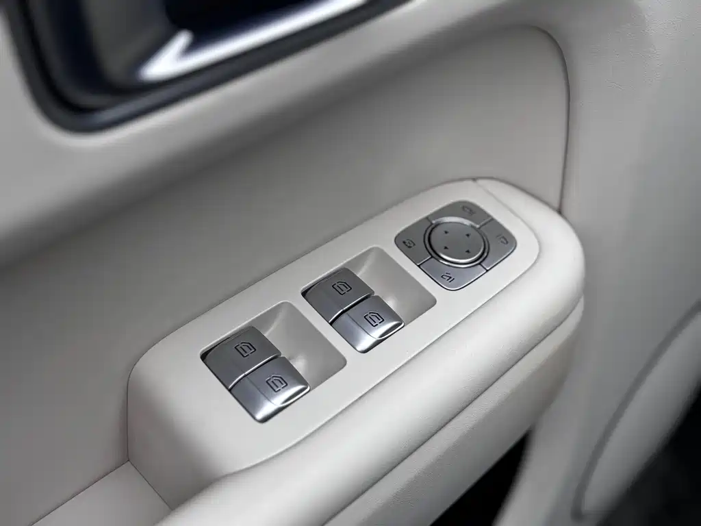 Li Auto Li L9 — миниатюра 15