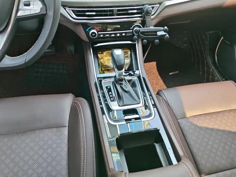 Changan Eado — миниатюра 16