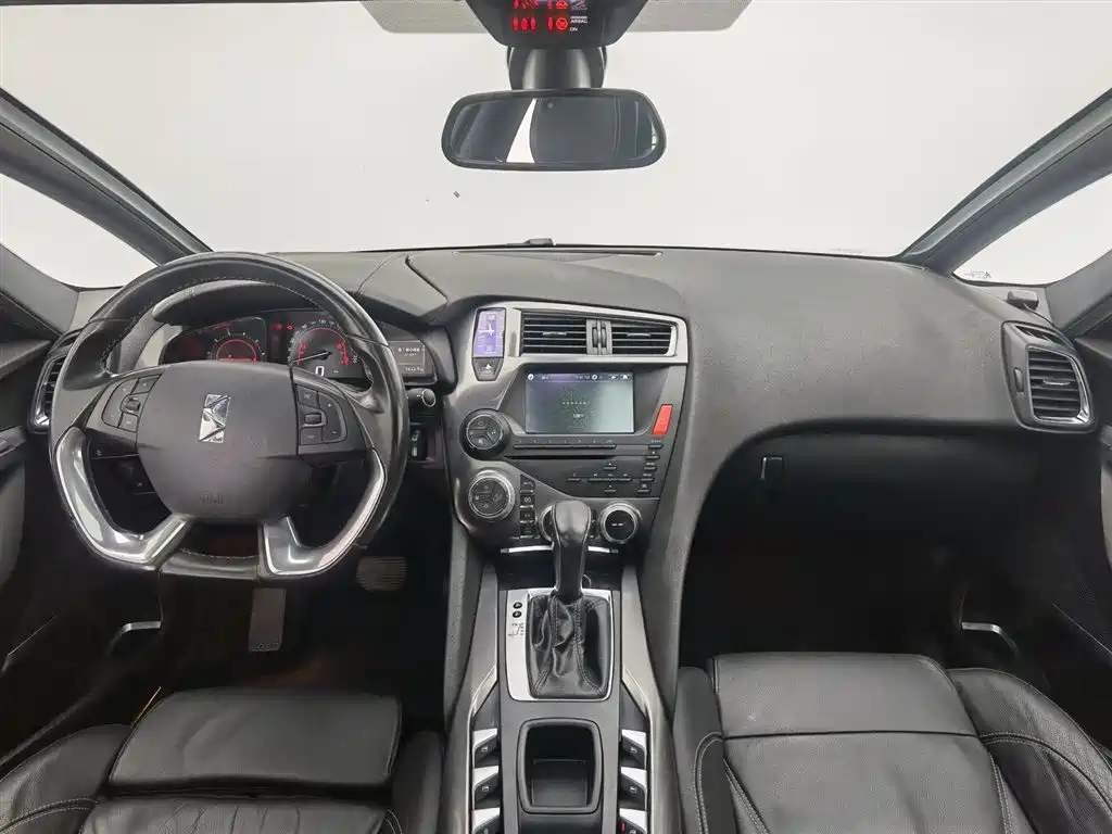 DS 5 2012 1.6T