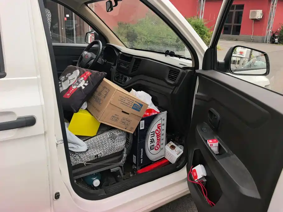 Wuling Hongguang V — миниатюра 8