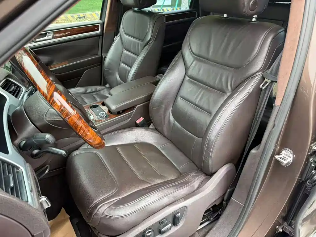 Volkswagen Touareg — миниатюра 5