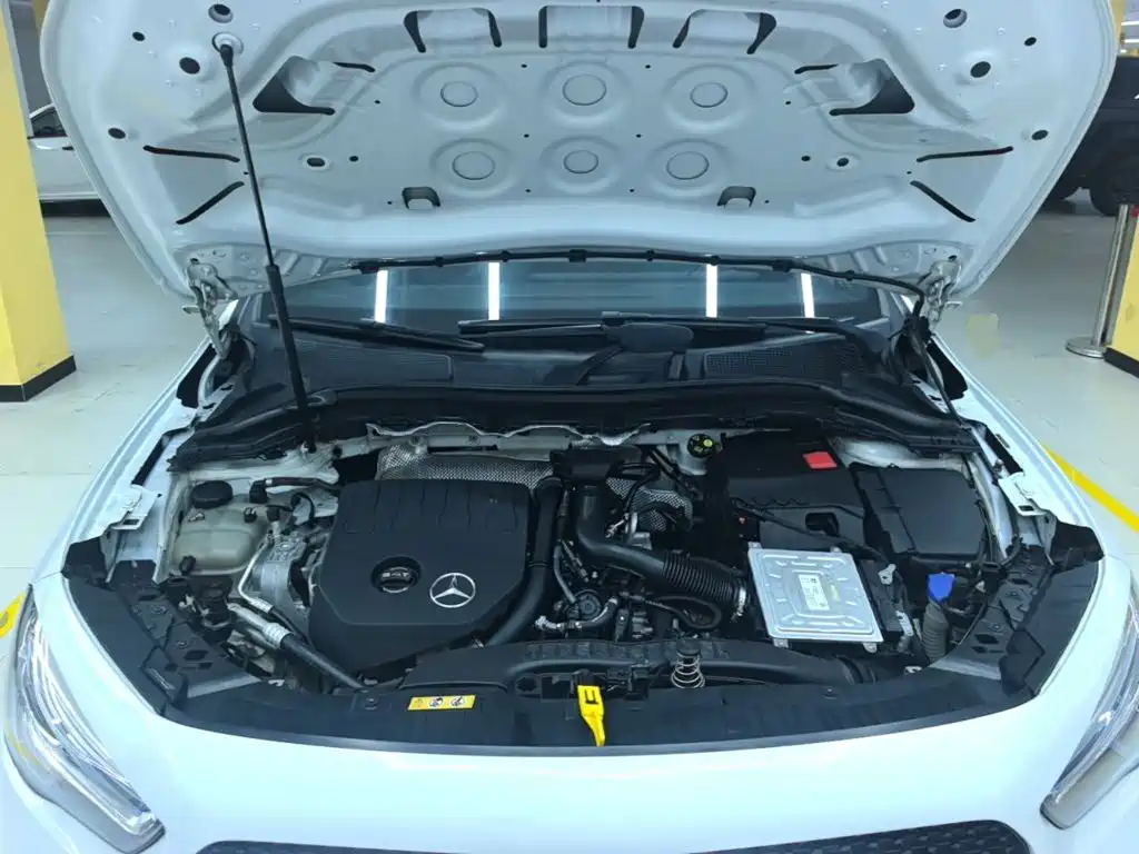 Mercedes-Benz GLA — миниатюра 20