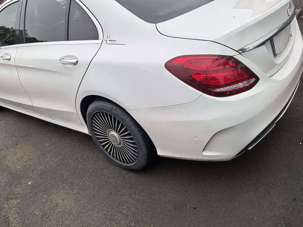 Mercedes-Benz C-Class — миниатюра 6