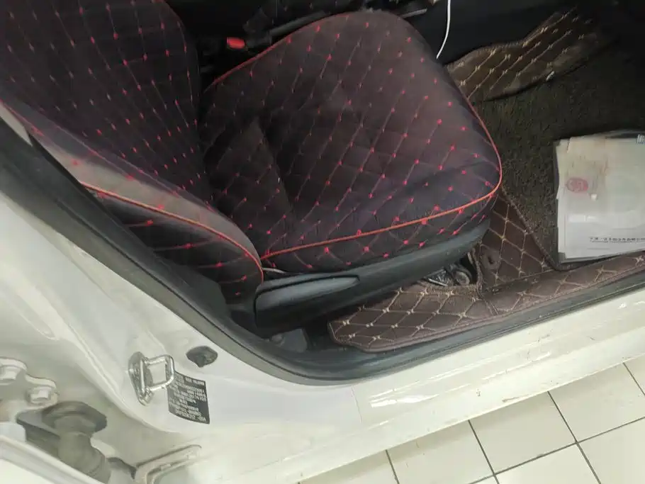 Toyota Vios FS — миниатюра 8