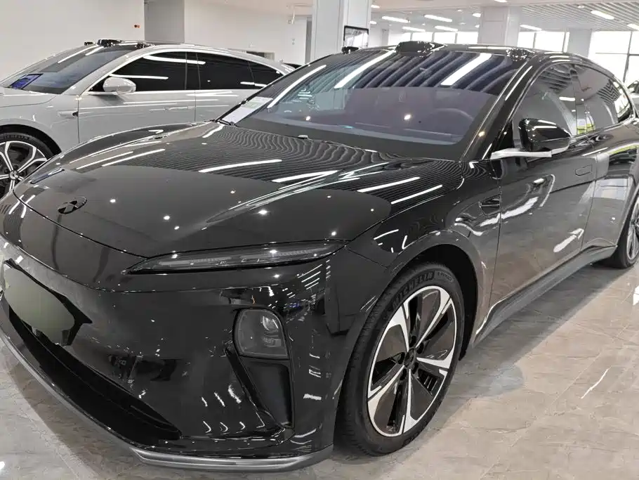 NIO ET5T