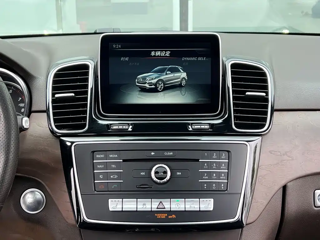 Mercedes-Benz GLE (Import) — миниатюра 13