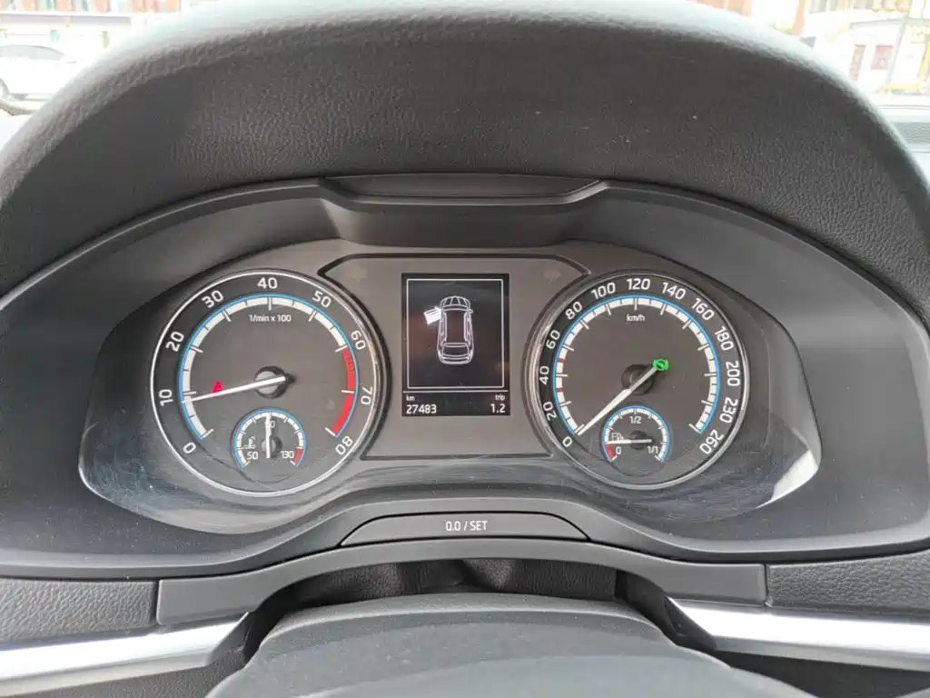 Skoda Karoq — миниатюра 12