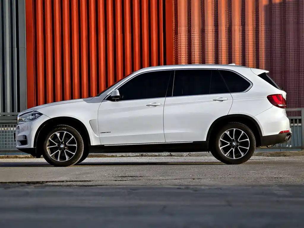 BMW X5 (Import) — миниатюра 3