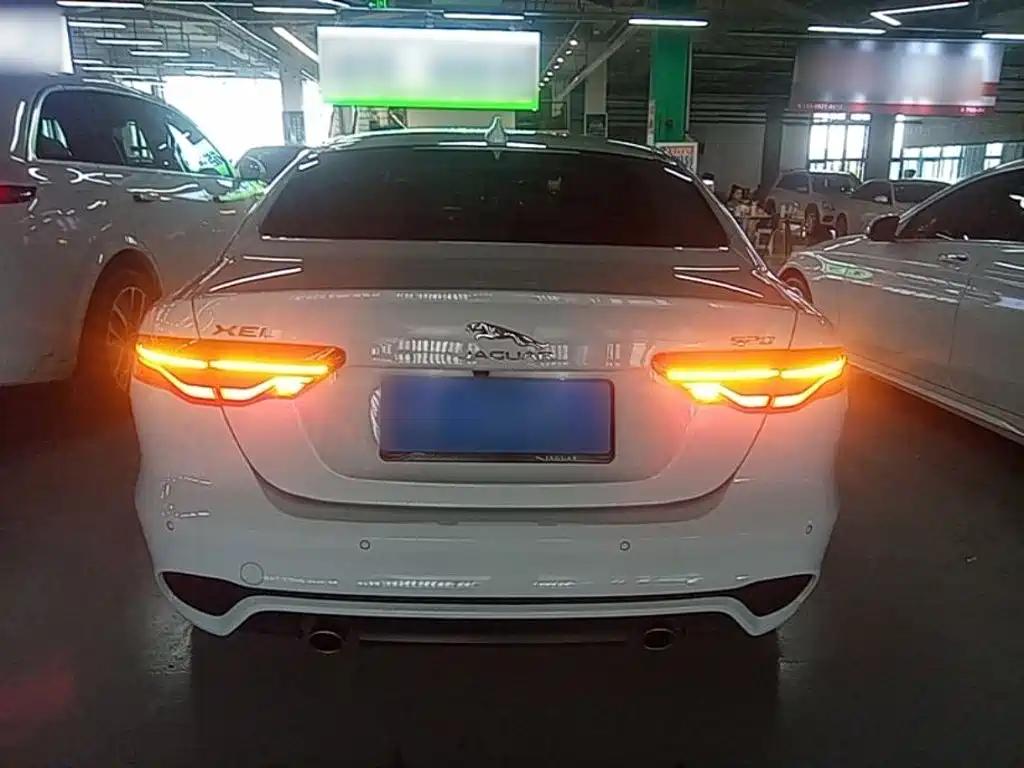Jaguar XEL — миниатюра 6