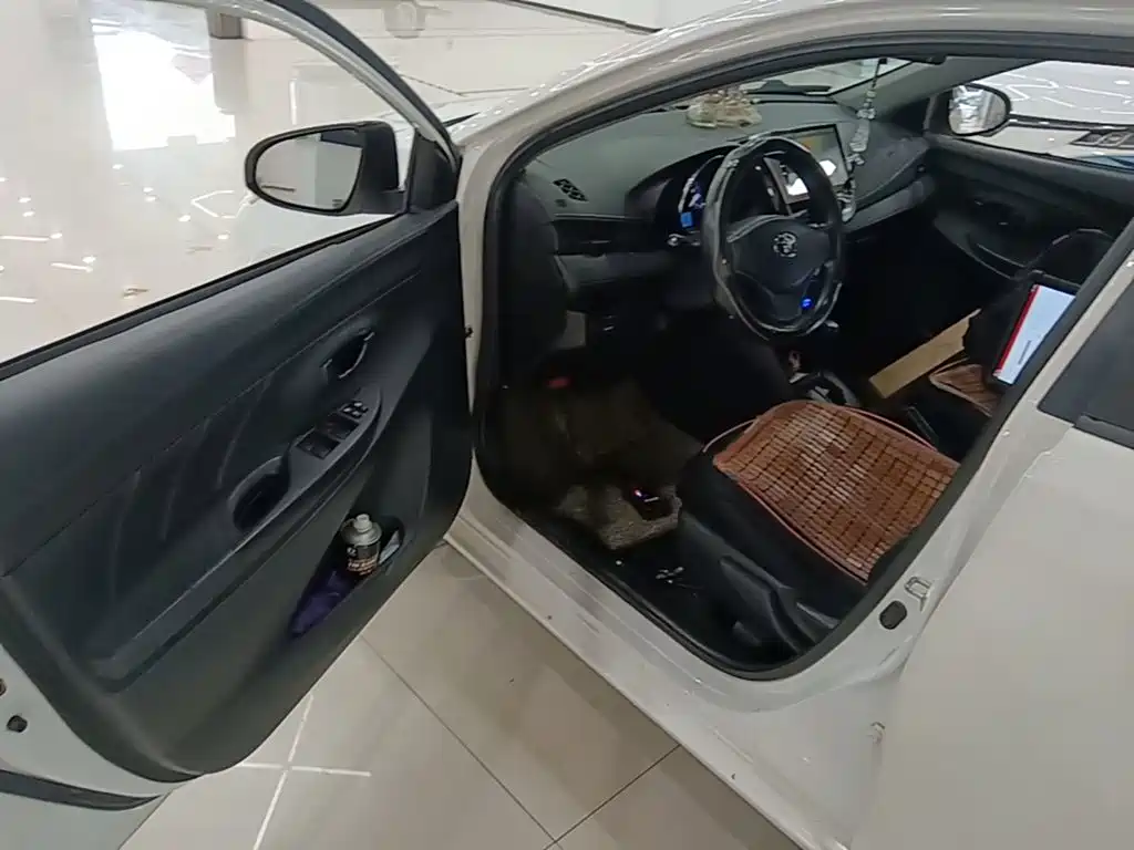 Toyota Vios — миниатюра 16