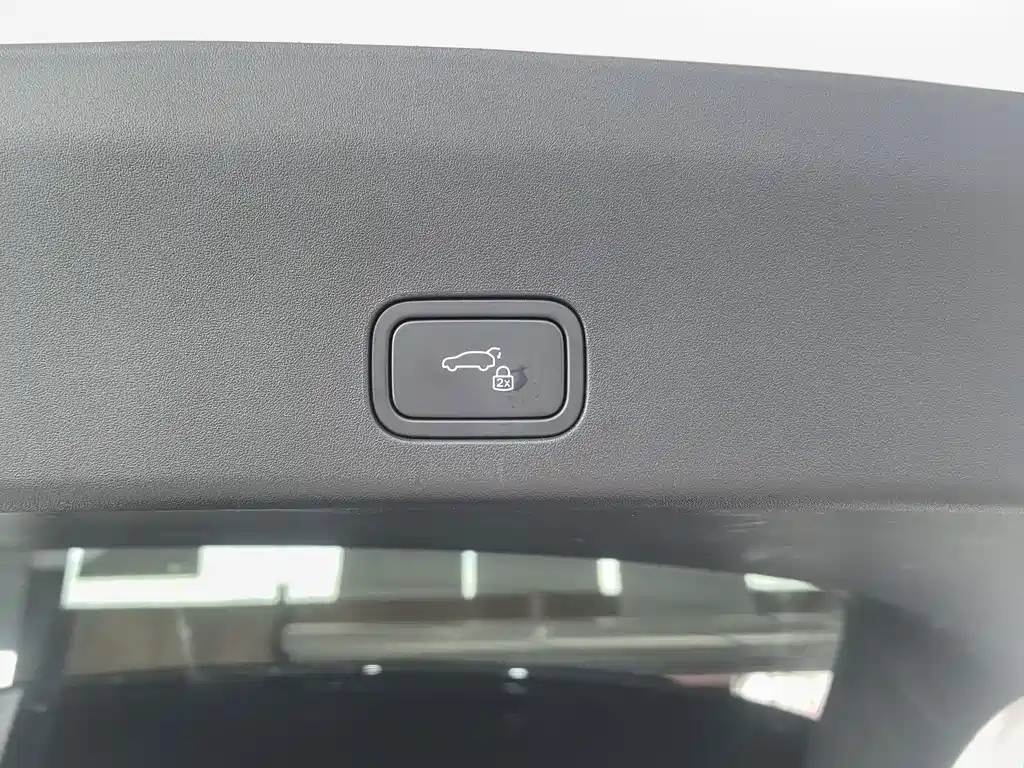 Li Auto Li i6 — миниатюра 16