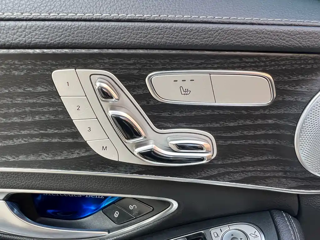 Mercedes-Benz C-Class — миниатюра 20