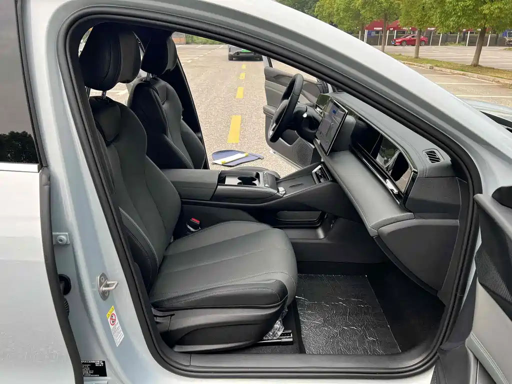 BYD Qin L — миниатюра 11
