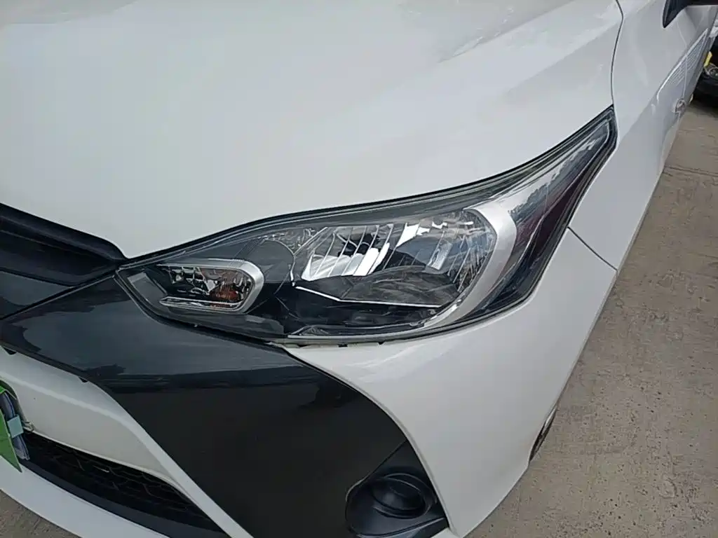 Toyota Yaris L — миниатюра 24