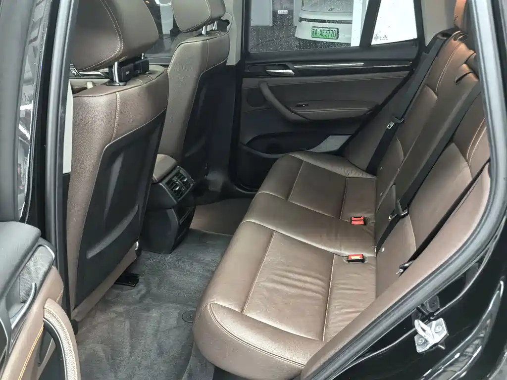 BMW X3 (Import) — миниатюра 7