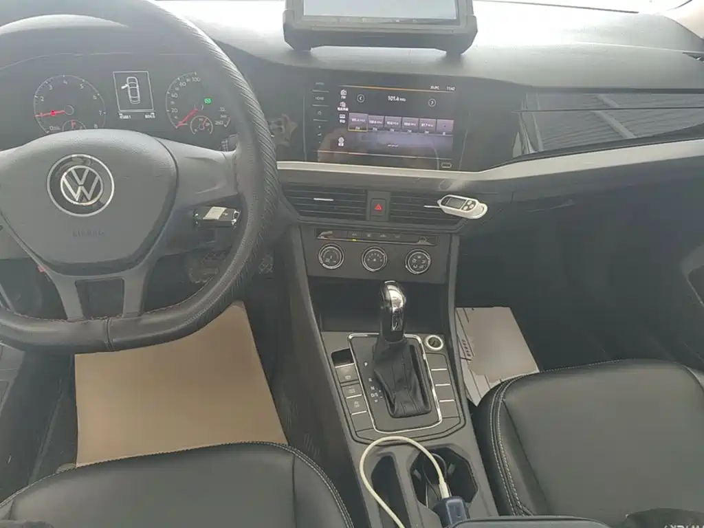 Volkswagen Bora 2021 1.5L AT Fashion Smart Connect