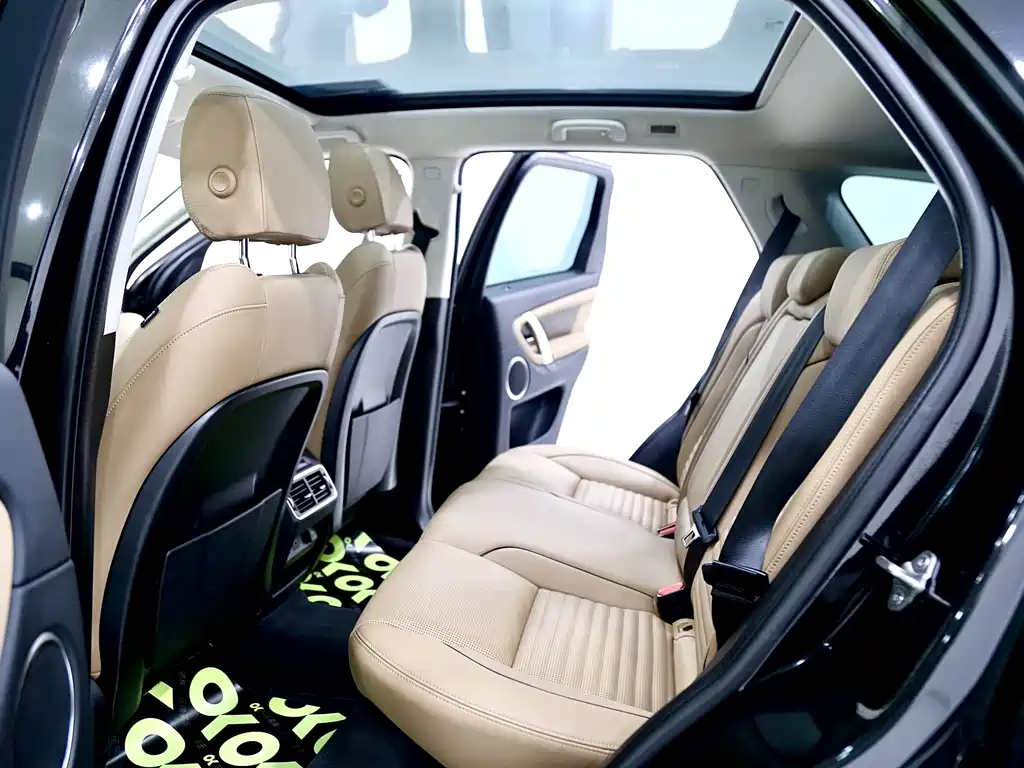 LAND ROVER DISCOVER SPORTS