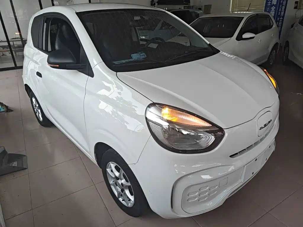 Roewe Clever — миниатюра 4