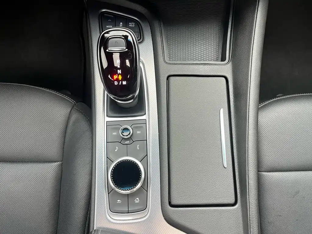 Cadillac CT5 — миниатюра 30