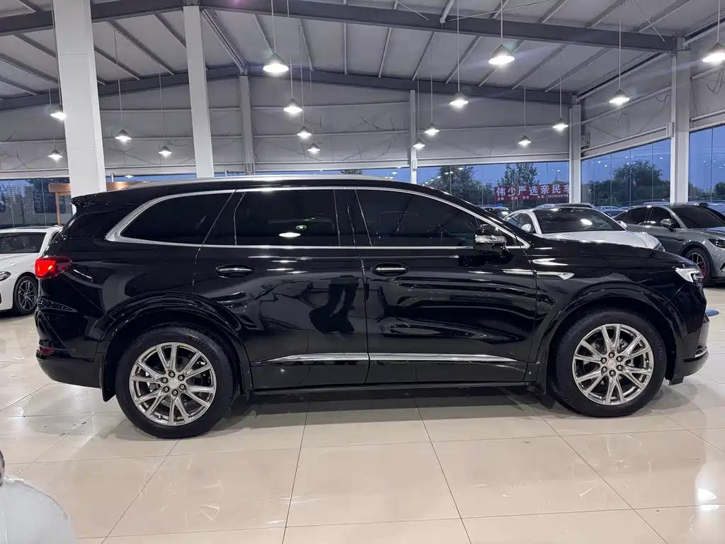 Buick Enclave — миниатюра 4