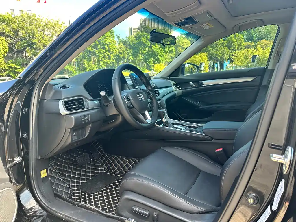 Honda Accord — миниатюра 10