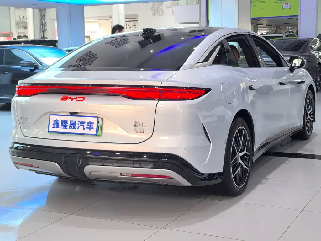 BYD Han L — миниатюра 11