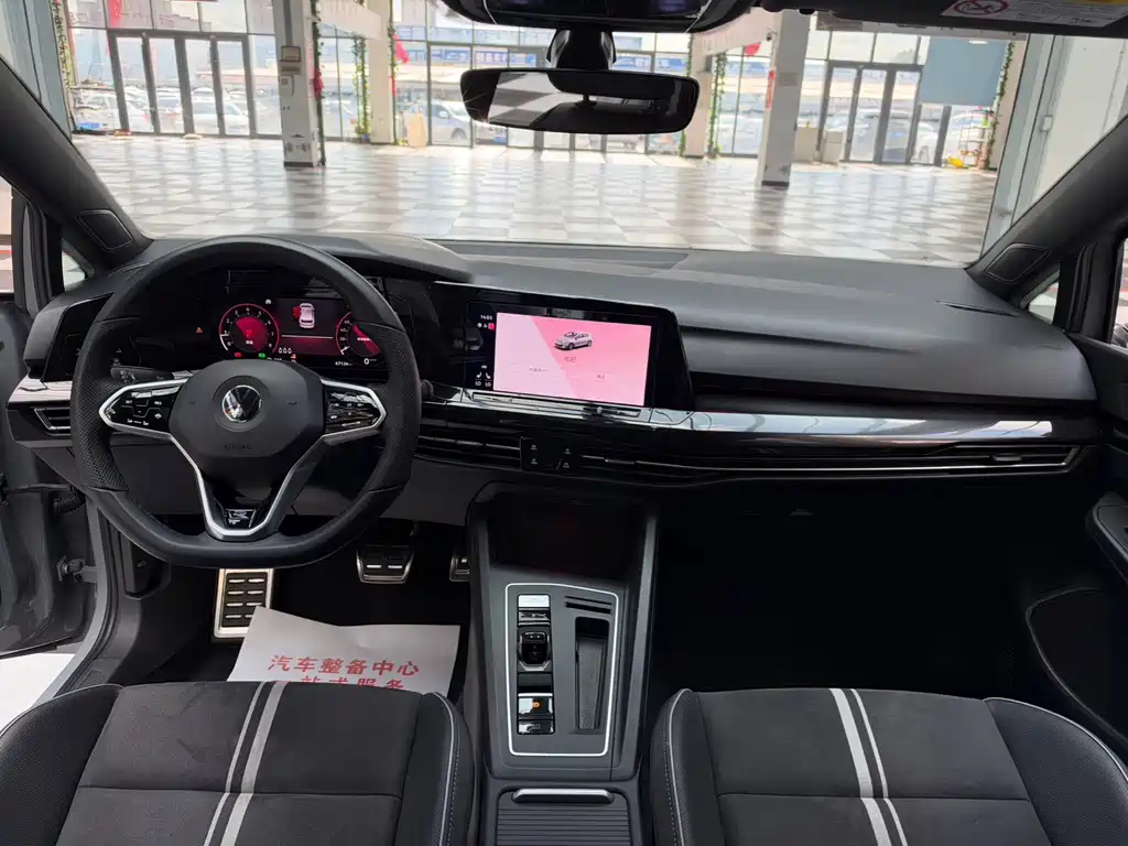 Volkswagen Golf — миниатюра 9