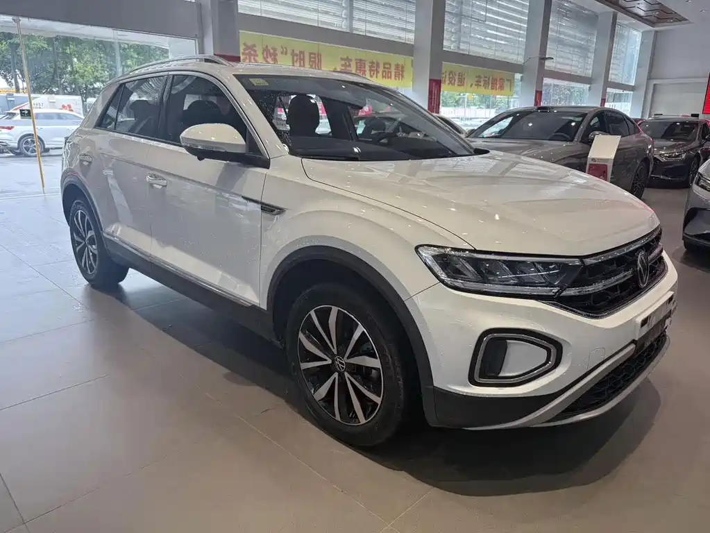 Volkswagen T-Roc — миниатюра 3