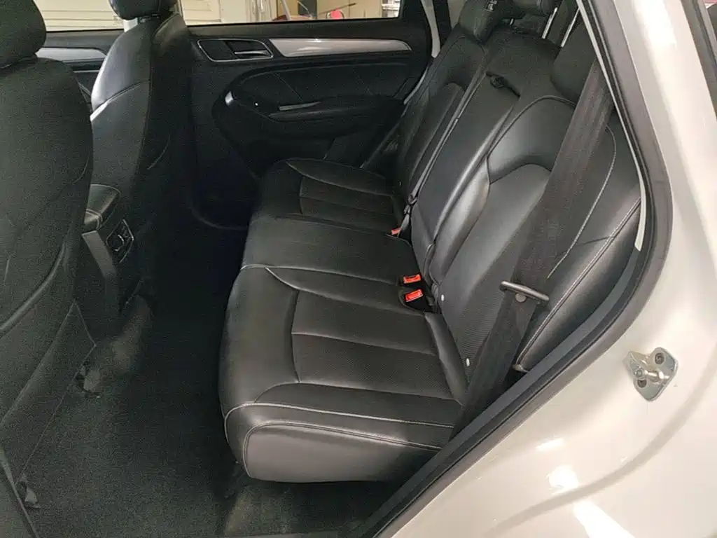 Roewe RX5 — миниатюра 17