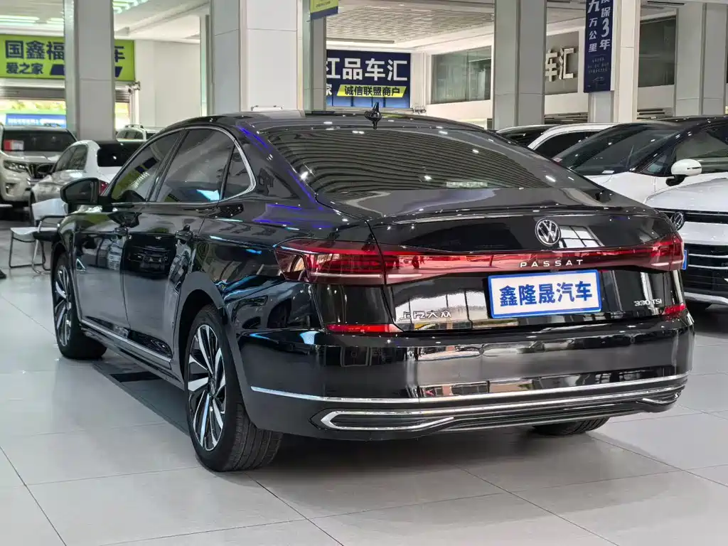 Volkswagen Passat — миниатюра 9