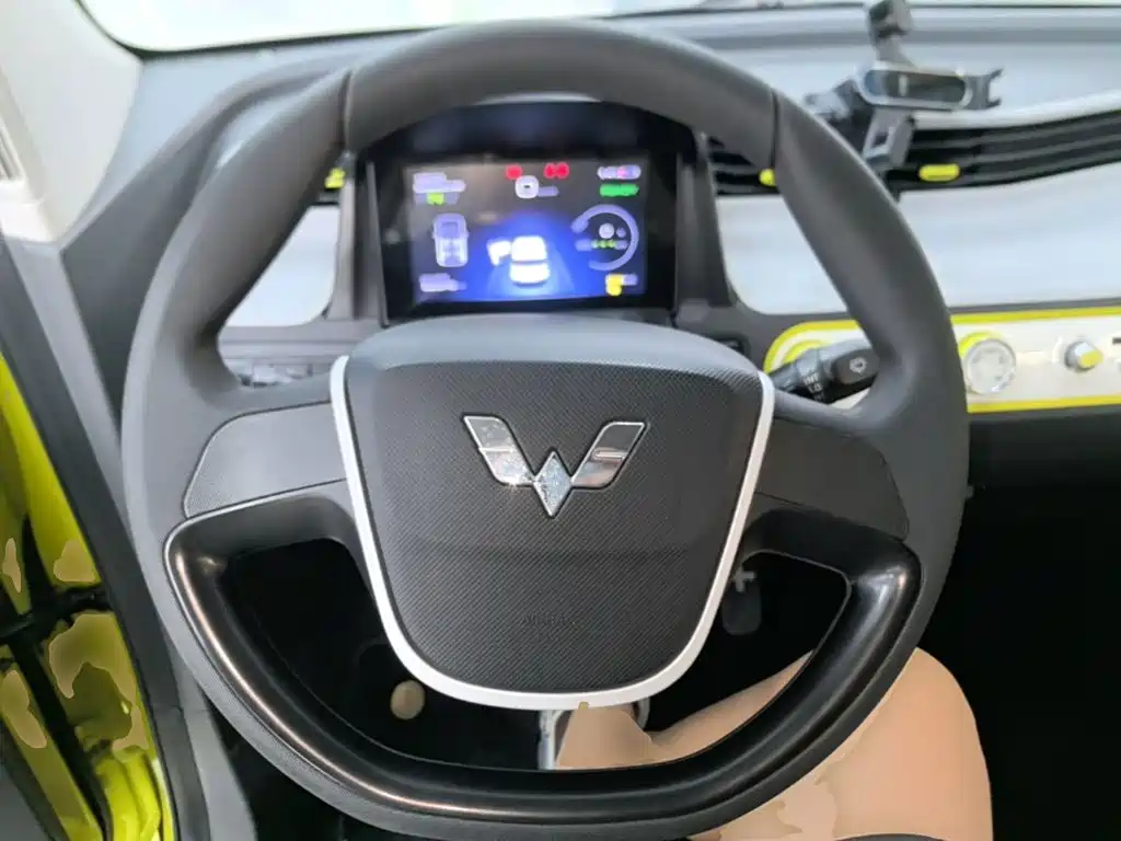 Wuling MINIEV — миниатюра 11
